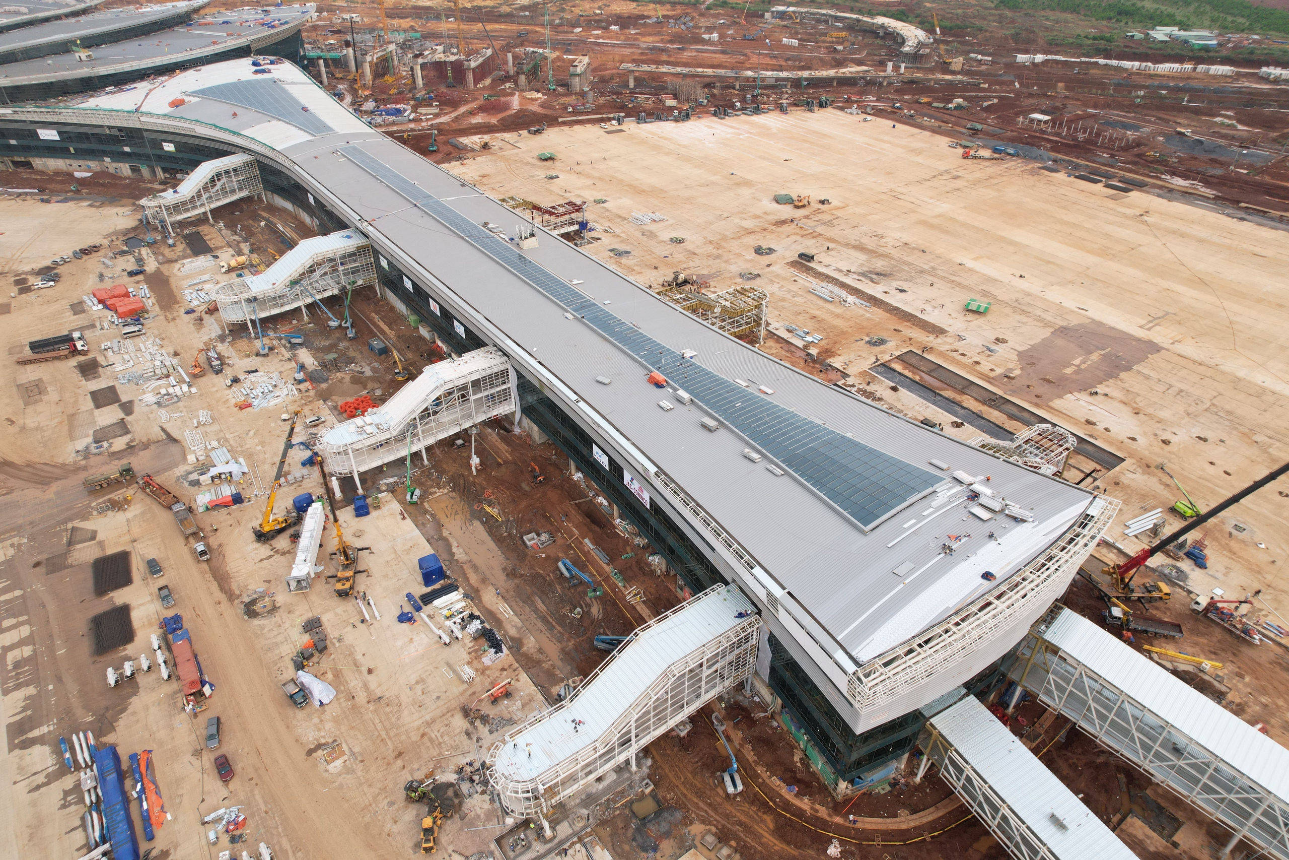 Hình ảnh mới nhất bên trong sân bay Long Thành cận ngày đón chuyến bay đầu tiên - Ảnh 3.