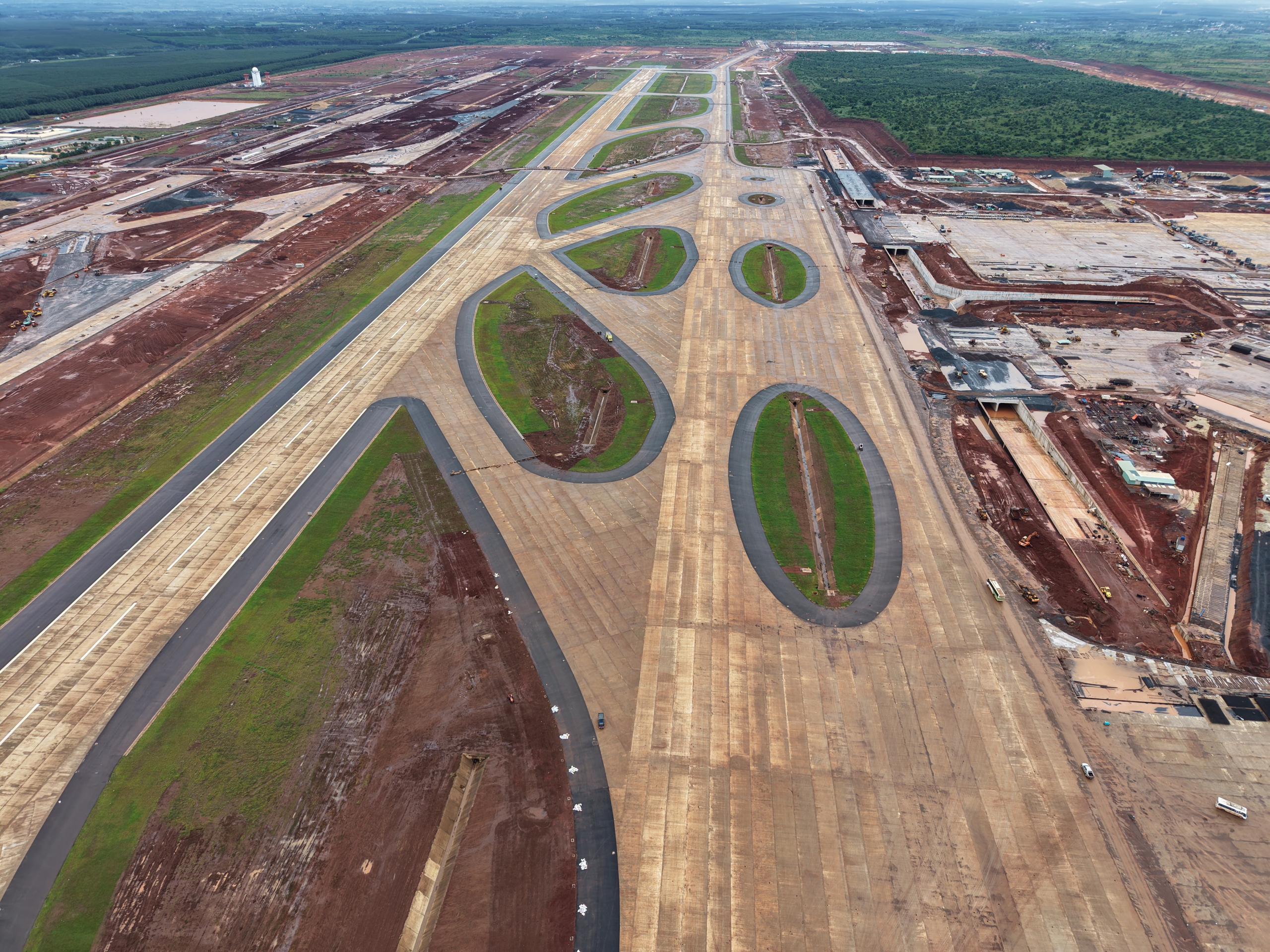 Hình ảnh mới nhất bên trong sân bay Long Thành cận ngày đón chuyến bay đầu tiên - Ảnh 28.