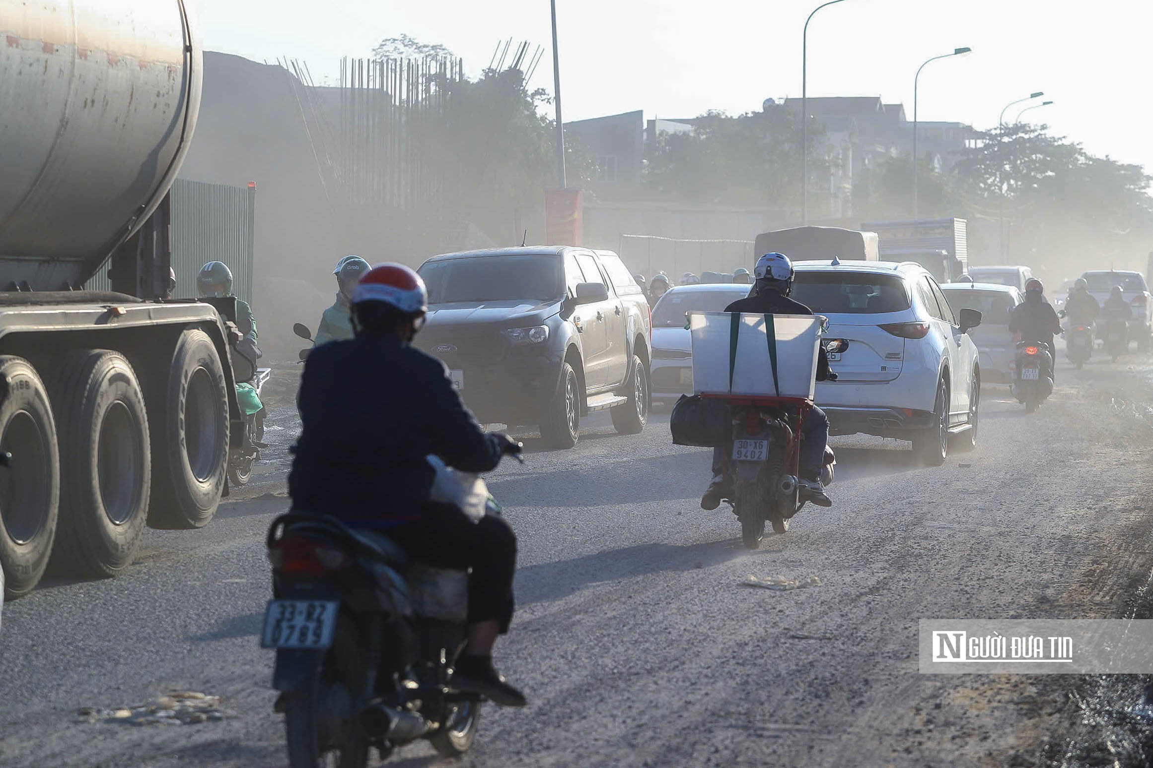 Hà Nội: Người dân khốn khổ vì bụi bẩn khi thi công Vành đai 4- Ảnh 4.