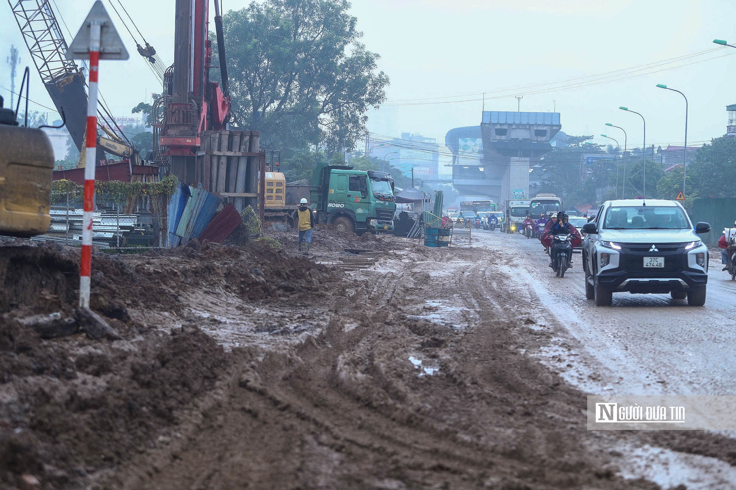 Hà Nội: Người dân khốn khổ vì bụi bẩn khi thi công Vành đai 4- Ảnh 9.