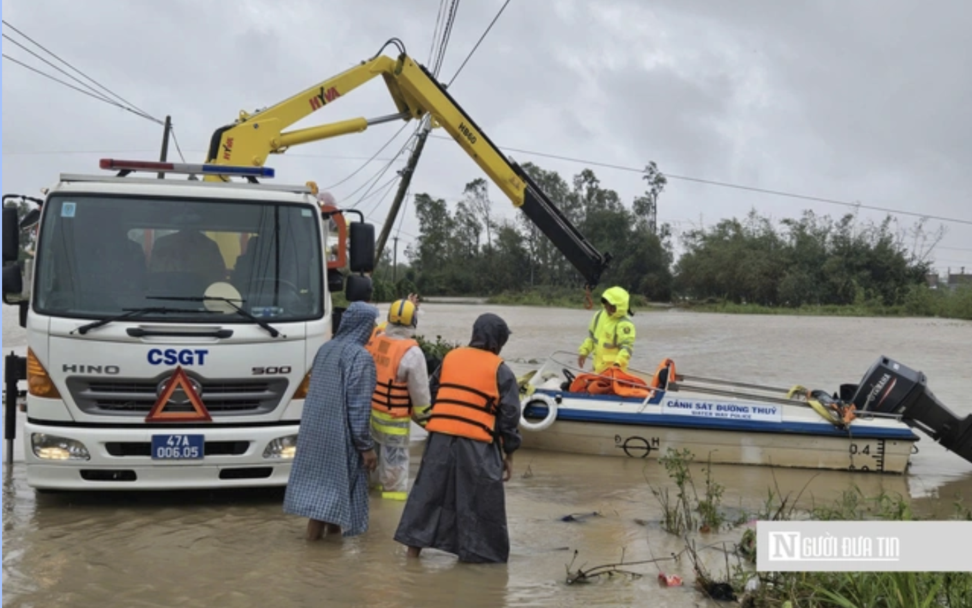 Đắk Lắk: Giao thông tê liệt, công tác cứu trợ gặp nhiều khó khăn- Ảnh 10.