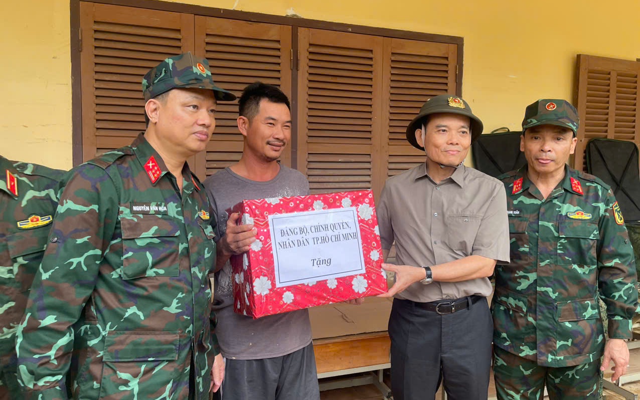 Bản tin 23/11: Đại học Sư phạm Hà Nội 2 bỏ xét học bạ 17 ngành - Ảnh 2.