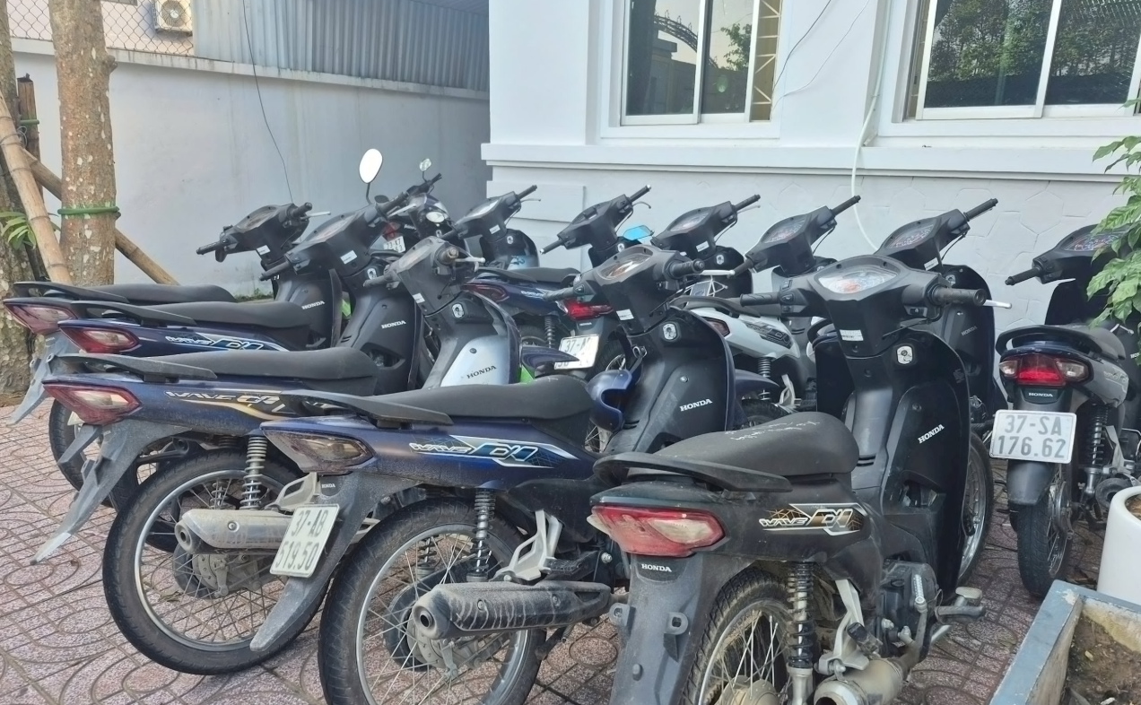 Nhóm trộm xe máy liên tỉnh chỉ cần 5 giây để hành động, bị bắt sau 13 vụ trót lọt - Ảnh 2.