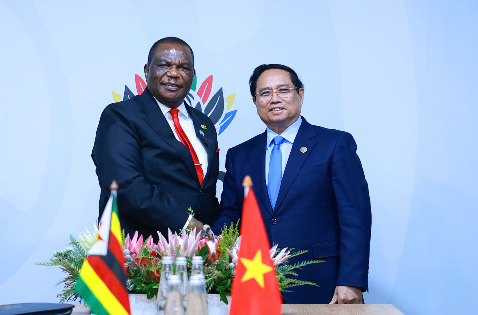 Tổng thống Zimbabwe chỉ định Đặc phái viên về thúc đẩy hợp tác đầu tư từ Việt Nam - Ảnh 1.
