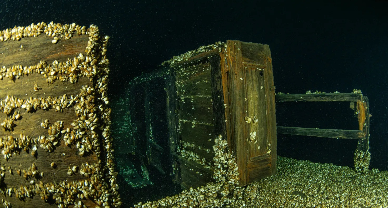 Phát hiện xác tàu cổ bí ẩn gây chấn động - Ảnh 2. Phát hiện xác tàu cổ bí ẩn gây chấn động - Ảnh 2.