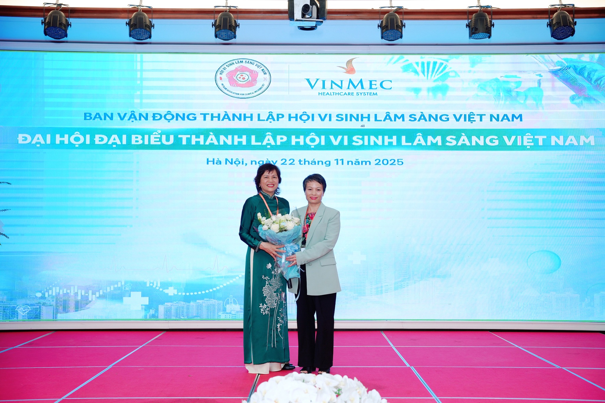 Vinmec Times City trở thành “cái nôi” của Hội Vi sinh lâm sàng Việt Nam - Ảnh 2.