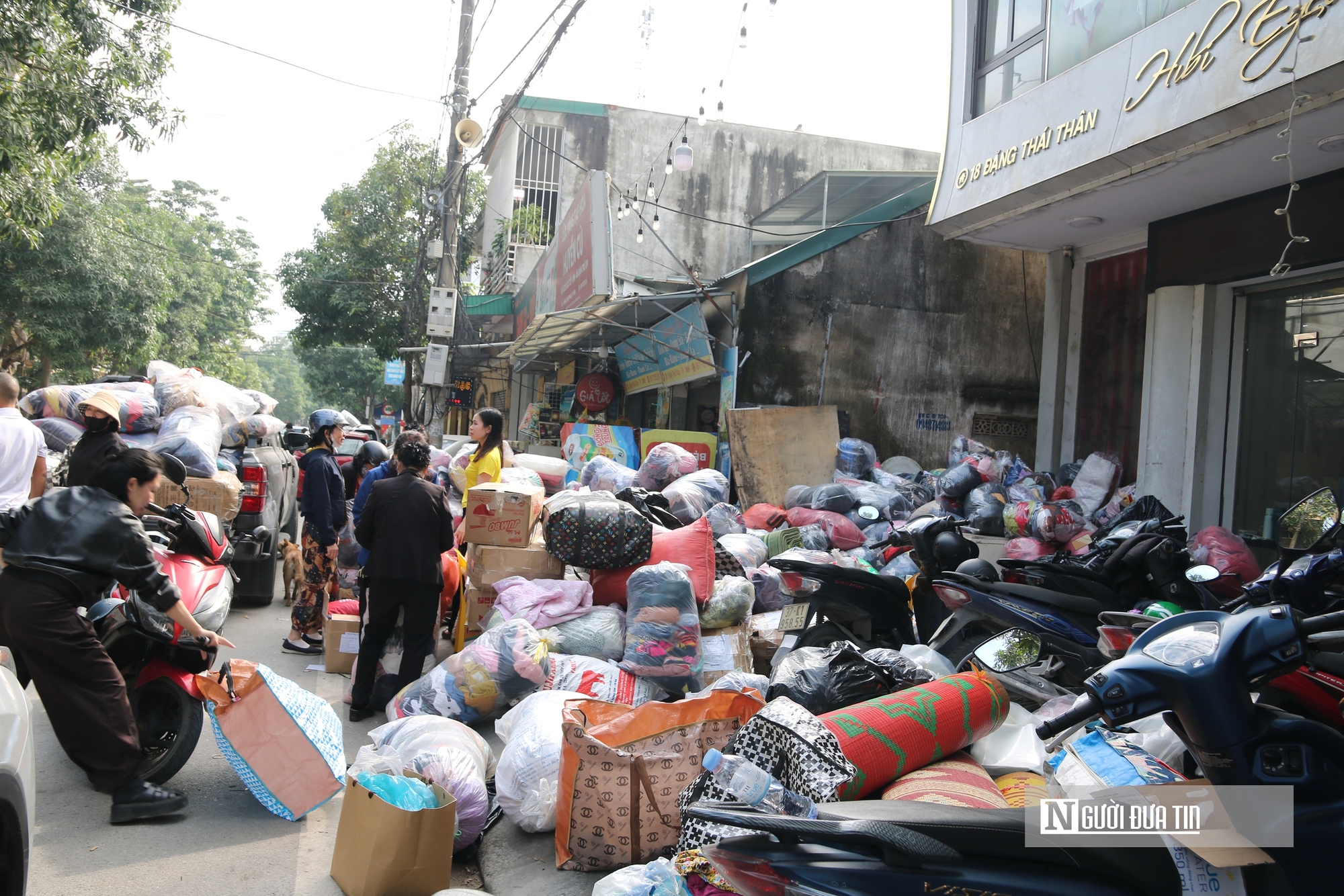Tấm lòng của người dân xứ Nghệ gửi tới bà con vùng lũ Nam Trung Bộ và Tây Nguyên - Ảnh 1.