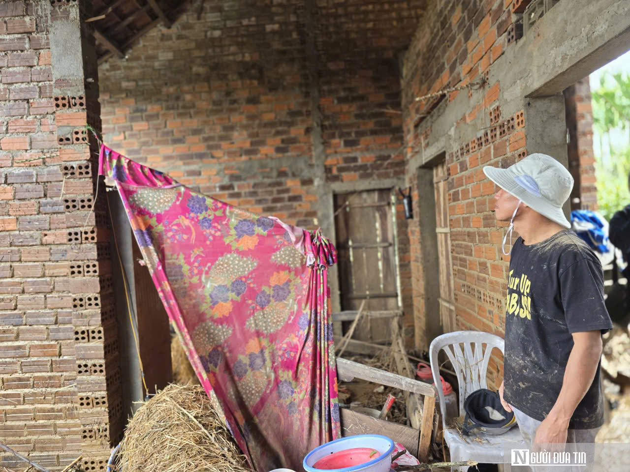 Ước mơ giản dị ở rốn lũ Hòa Thịnh: “Mong dựng lại căn nhà nhỏ cho con”- Ảnh 2.