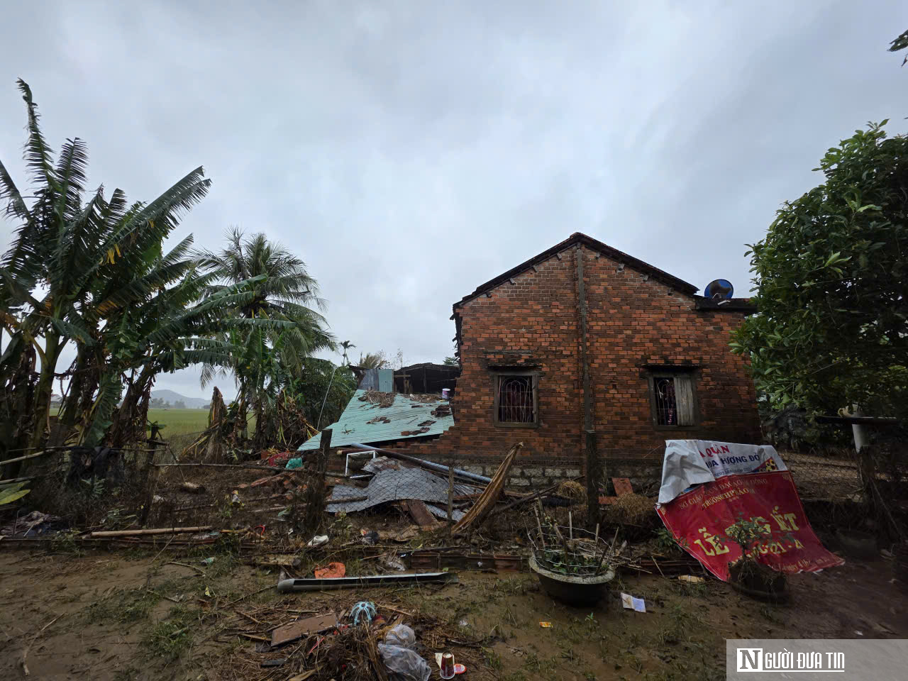 Ước mơ giản dị ở rốn lũ Hòa Thịnh: “Mong dựng lại căn nhà nhỏ cho con”- Ảnh 4.