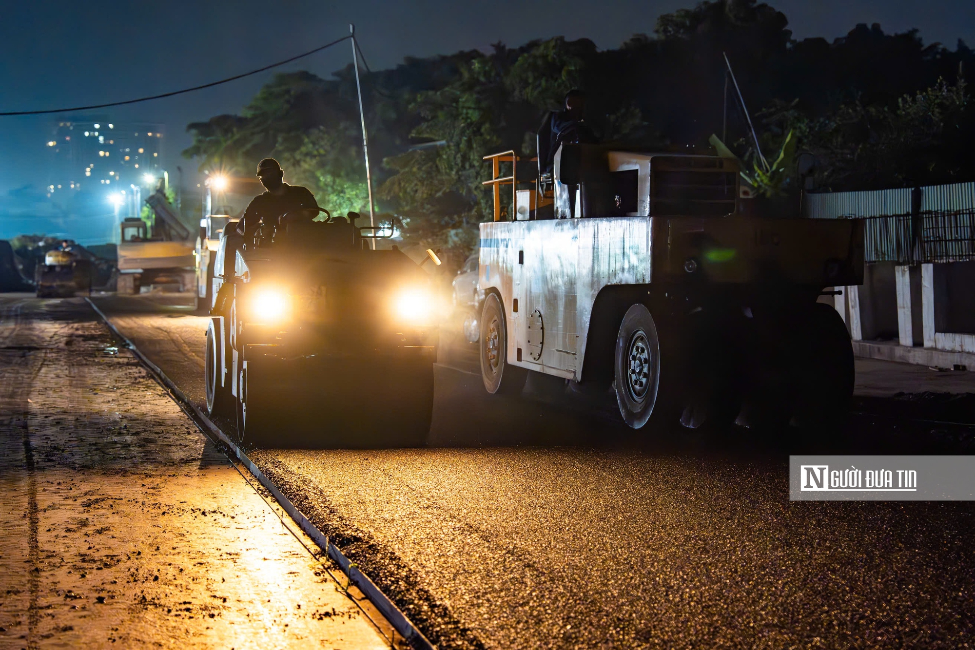 Hà Nội: Nhộn nhịp trên công trường đường nghìn tỷ thi công xuyên đêm- Ảnh 7.