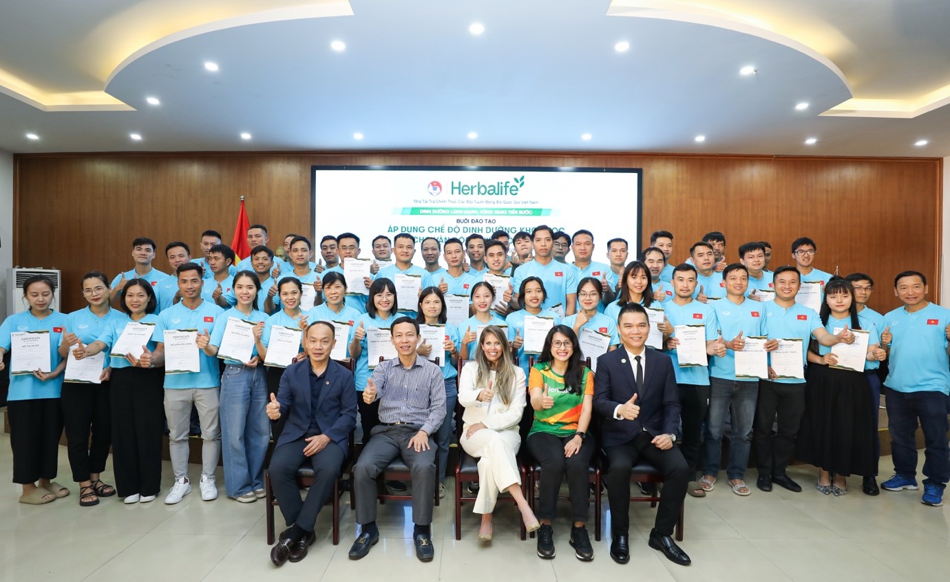 Tiến sĩ Julián Álvarez chia sẻ về dinh dưỡng khoa học cho vận động viên Việt Nam - Ảnh 3.