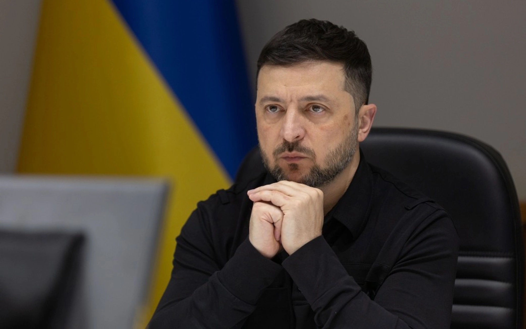 Nga áp sát nghẹt thở trên nhiều hướng, vòng vây khép chặt - Ảnh 1.