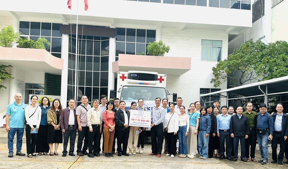 Lực lượng y tế chi viện cho Gia Lai và Lâm Đồng ứng phó dịch hậu lũ- Ảnh 1.