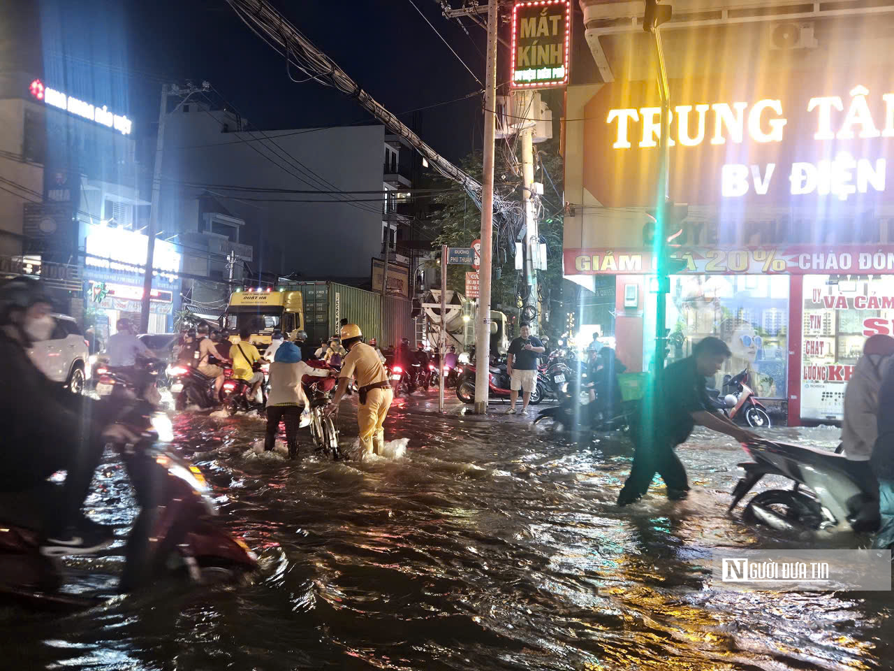 Hồ Dầu Tiếng xả nước, người dân cần chủ động ứng phó- Ảnh 1. Hồ Dầu Tiếng xả nước, người dân cần chủ động ứng phó- Ảnh 1.