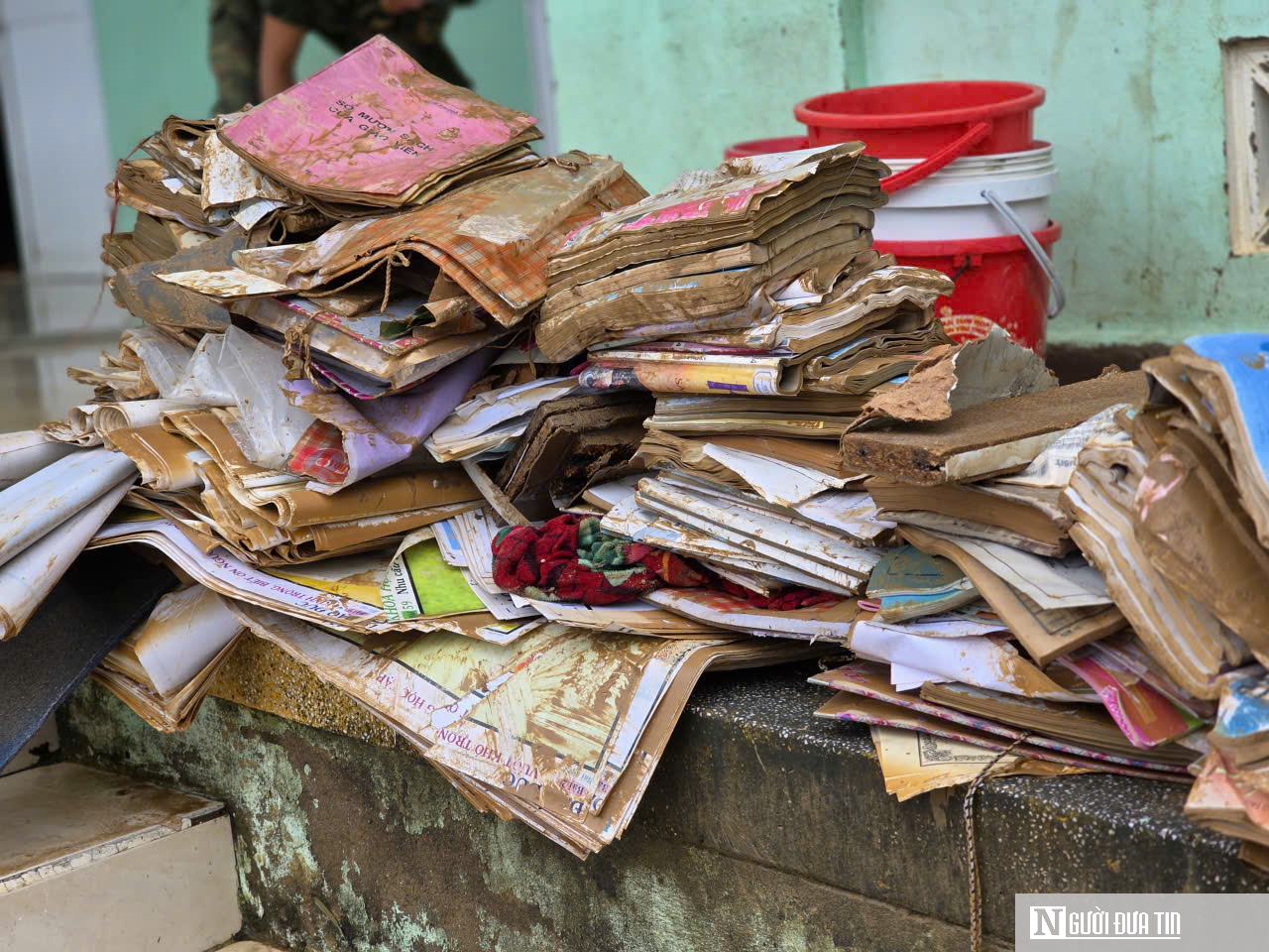 Giáo viên chạy lũ trong đêm và cuộc trở lại lớp học ở rốn lũ Hòa Thịnh- Ảnh 3.