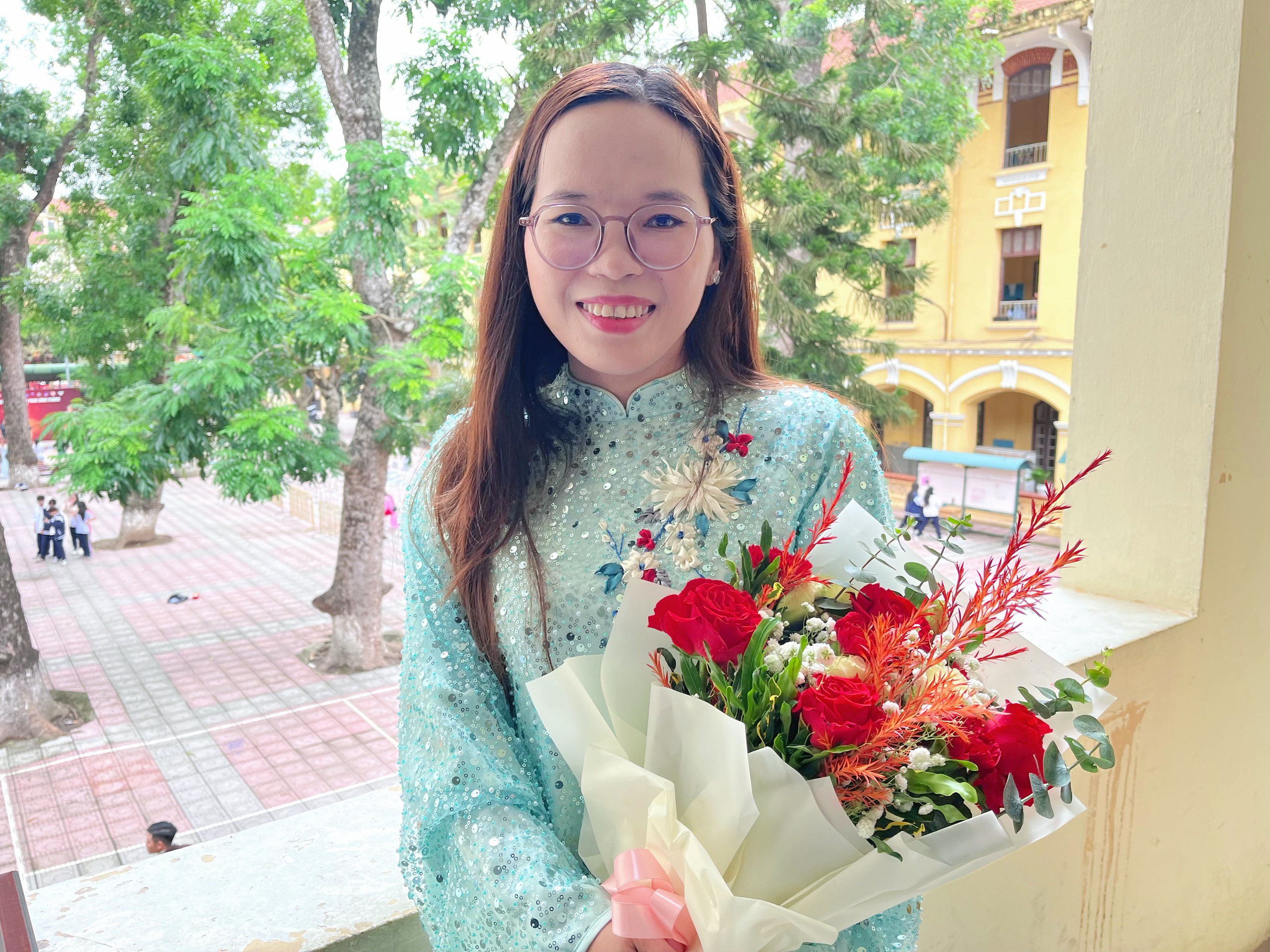 AI trong trường học: Cần khung năng lực AI cho giáo viên và học sinh, tích hợp giáo dục đạo đức số- Ảnh 2. AI trong trường học: Cần khung năng lực AI cho giáo viên và học sinh, tích hợp giáo dục đạo đức số- Ảnh 2.