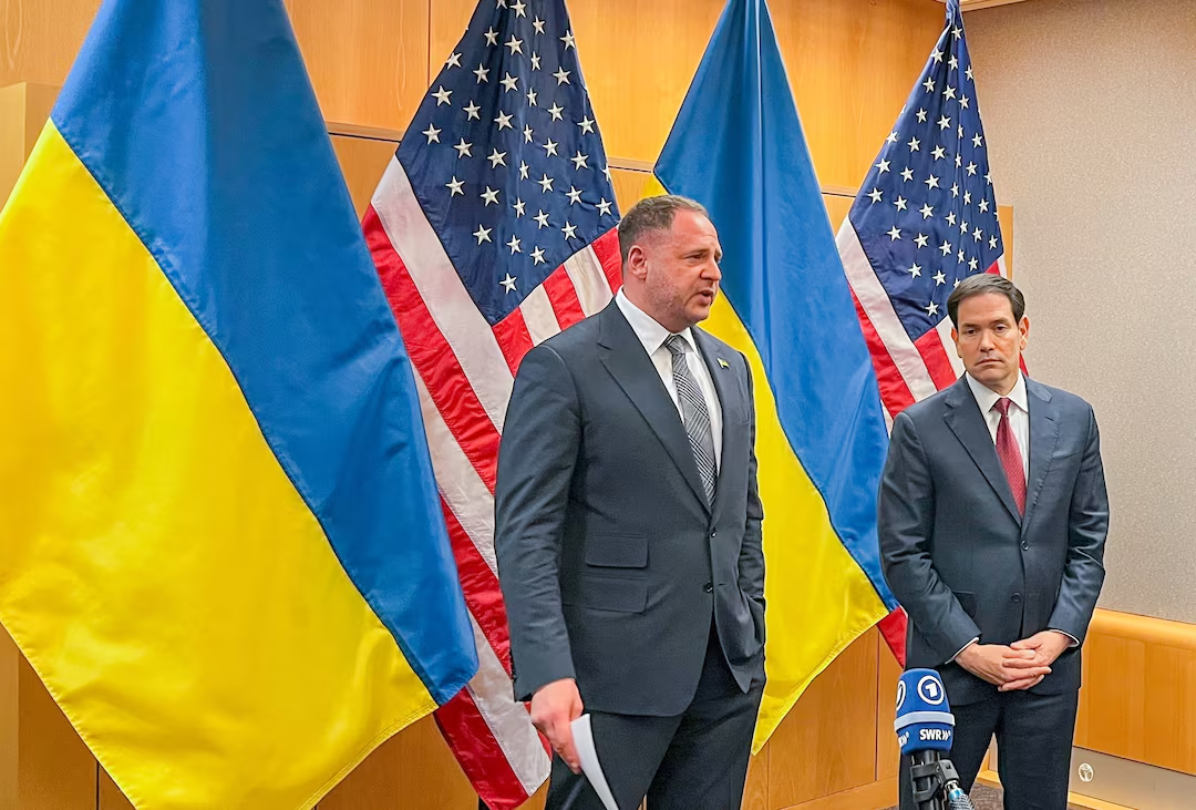 Mỹ, Ukraine thảo luận cải thiện kế hoạch kết thúc chiến tranh- Ảnh 1.