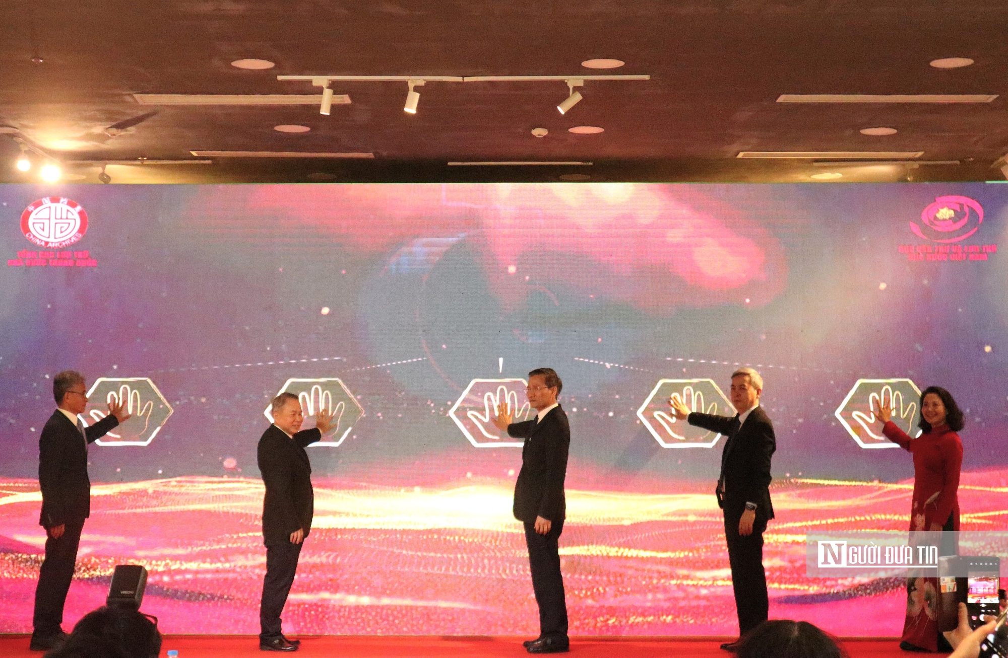 Làm sống lại ký ức lịch sử của quan hệ Việt - Trung qua tài liệu lưu trữ- Ảnh 5. Làm sống lại ký ức lịch sử của quan hệ Việt - Trung qua tài liệu lưu trữ- Ảnh 5.