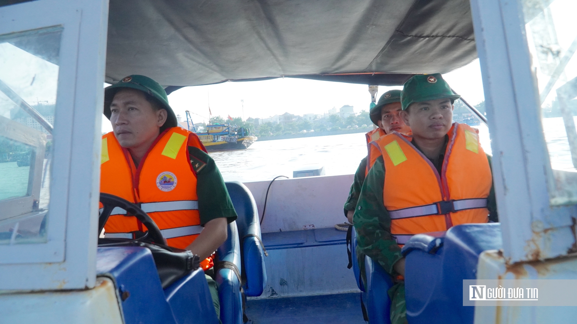 Ngăn chặn IUU từ cửa biển: Ngư dân đồng thuận, biên phòng quyết liệt - Ảnh 1.