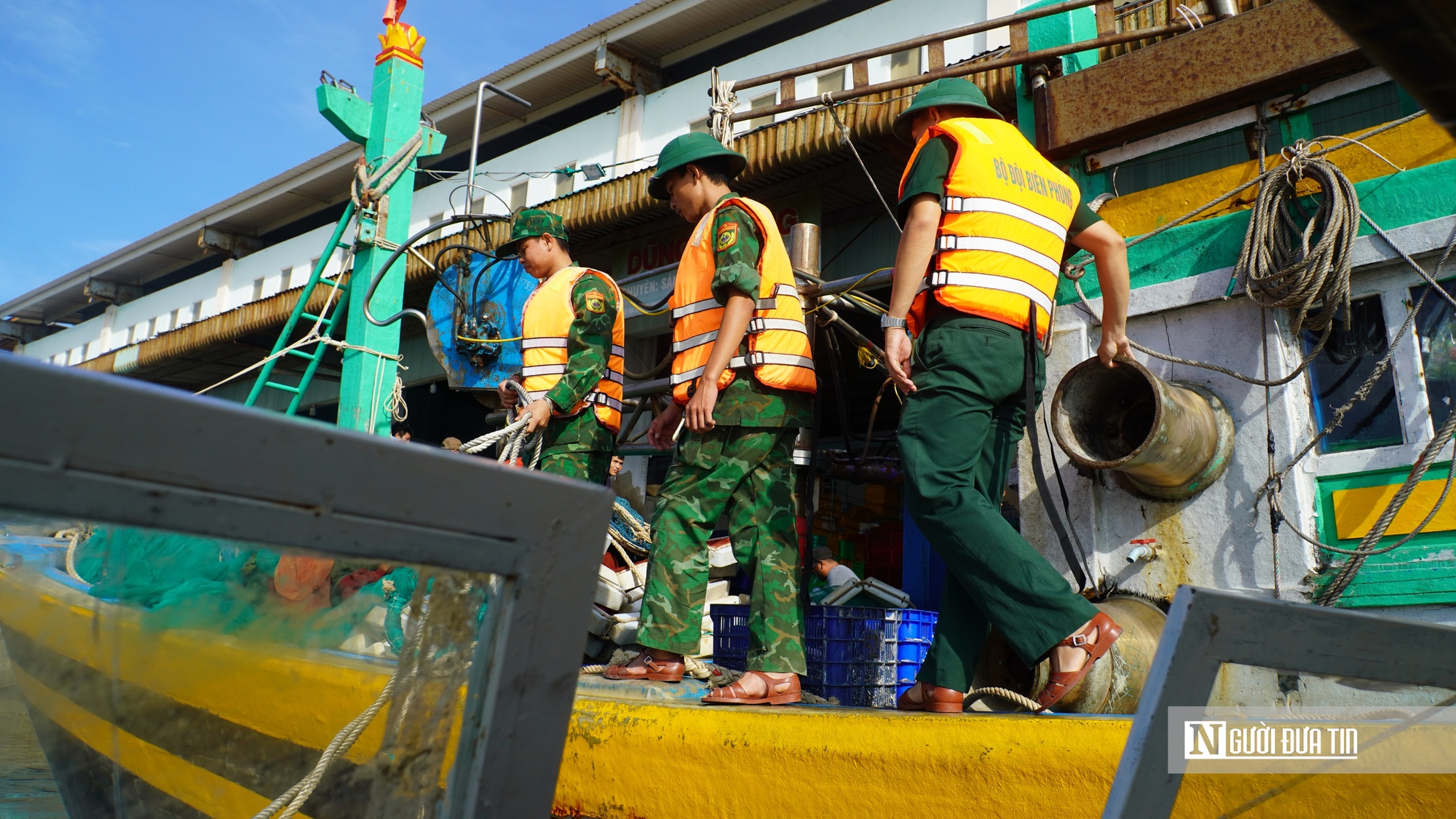 Ngăn chặn IUU từ cửa biển: Ngư dân đồng thuận, biên phòng quyết liệt - Ảnh 3.