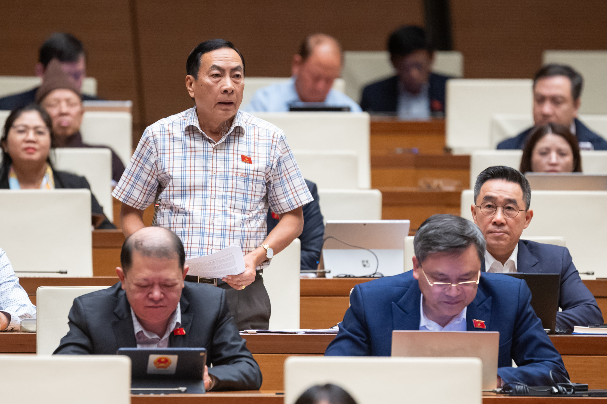 Bộ trưởng Bộ Ngoại giao làm rõ việc cho phép UBND tỉnh lập văn phòng đại diện ở nước ngoài - Ảnh 3.