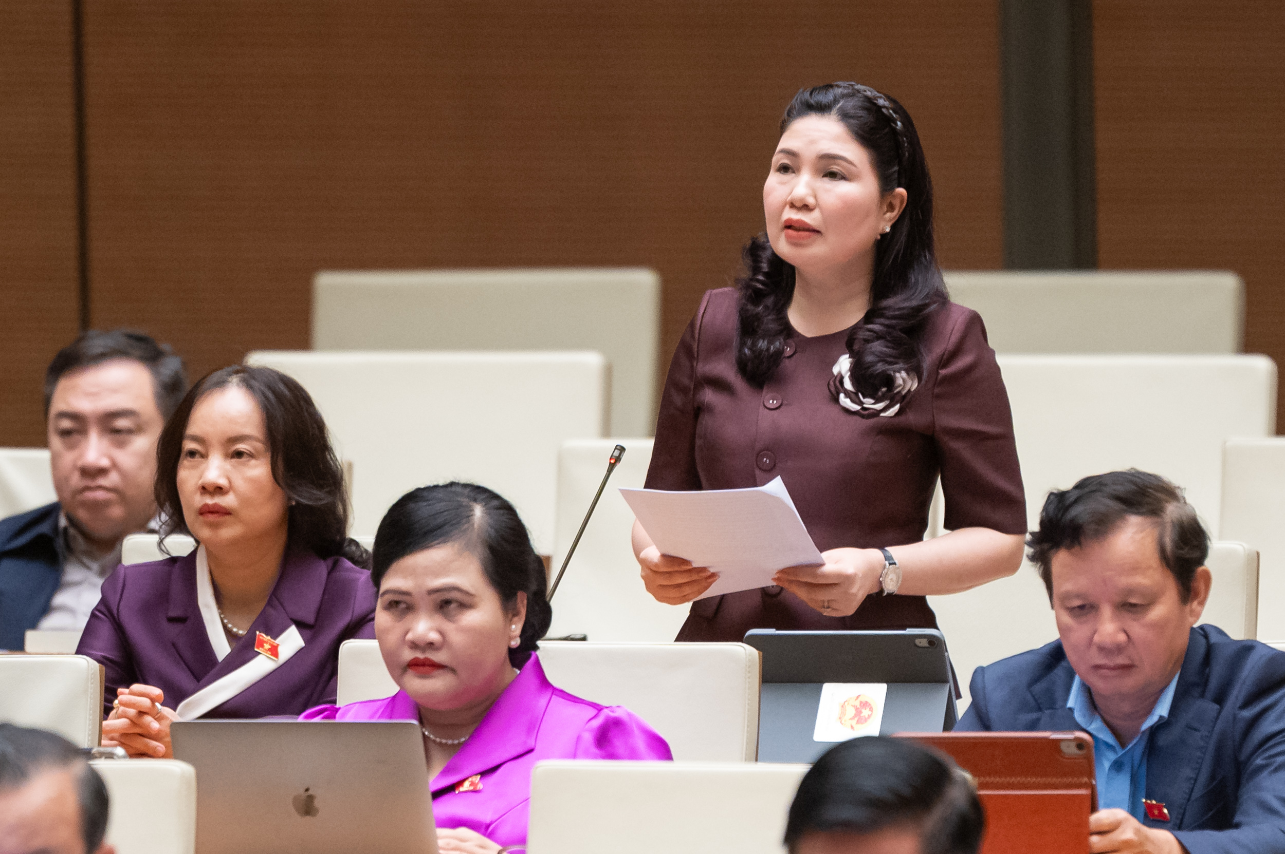 Bộ trưởng Bộ Ngoại giao làm rõ việc cho phép UBND tỉnh lập văn phòng đại diện ở nước ngoài - Ảnh 2.