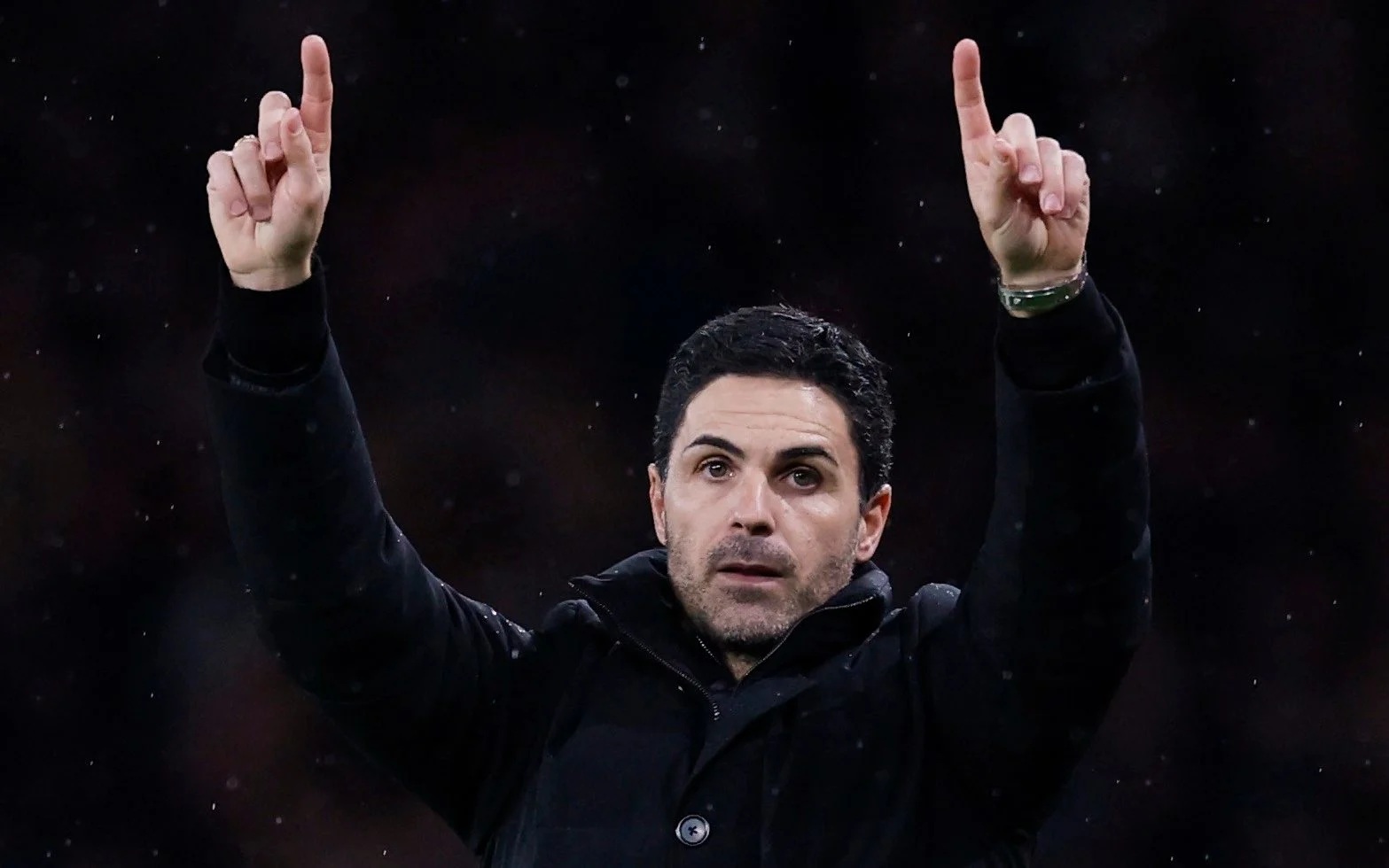 Điều bất thường trong trận thắng của Arsenal trước Bayern Munich - Ảnh 1.