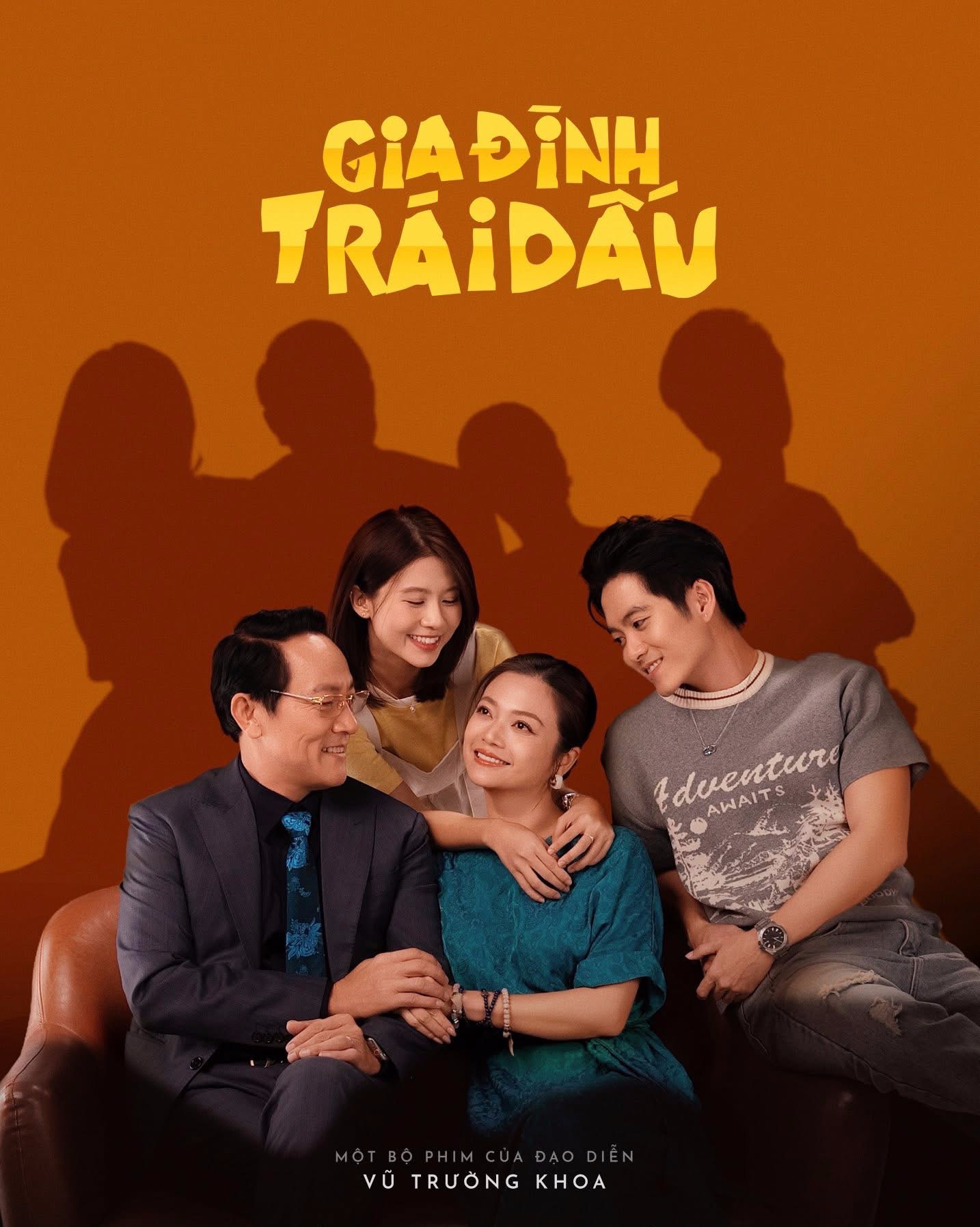 NSƯT Kiều Anh gây chú ý với vẻ đẹp mặn mà, cuốn hút ở tuổi U50 - Ảnh 1.