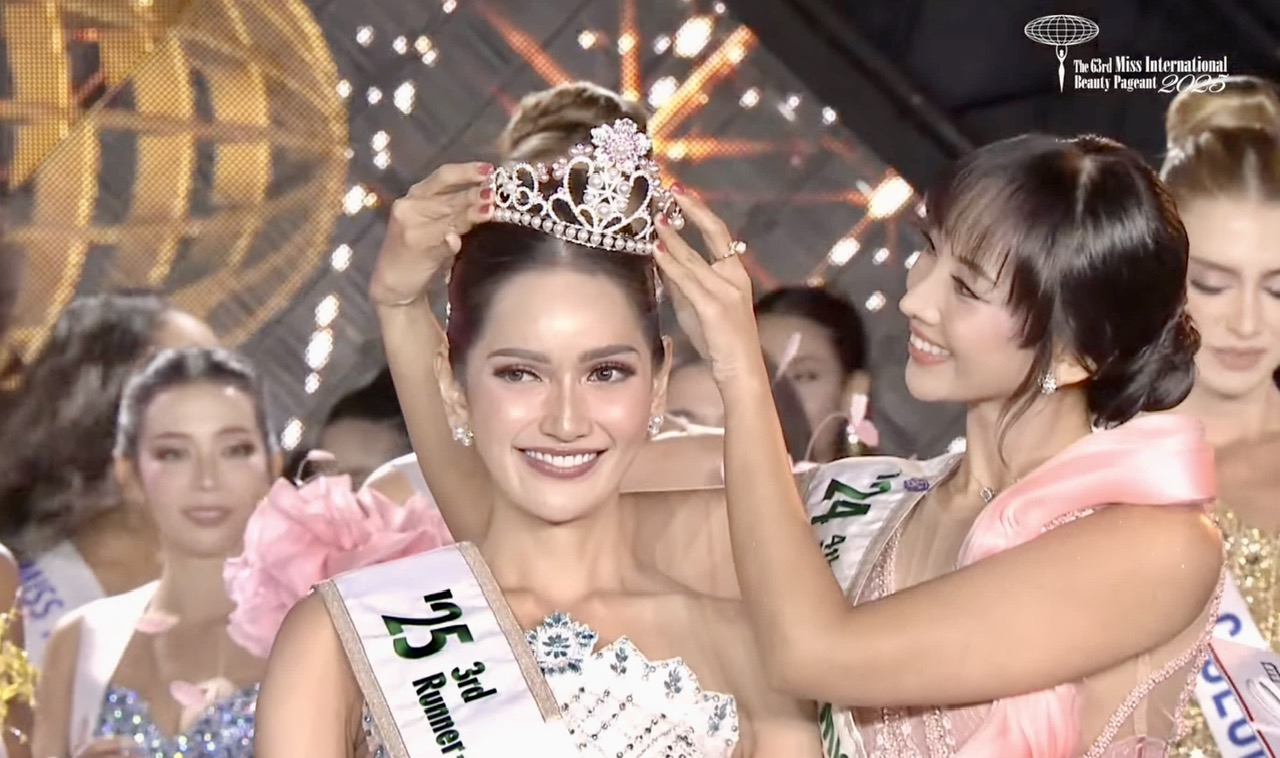 Người đẹp Colombia đăng quang Hoa hậu Quốc tế 2025 - Ảnh 7. Học vấn ấn tượng của người đẹp cao 1,8 m đăng quang Hoa hậu Quốc tế 2025 - Ảnh 7.