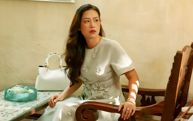 Nữ diễn viên của "Phía trước là bầu trời" tái xuất điện ảnh, U50 trẻ trung đầy cuốn hút - Ảnh 3.