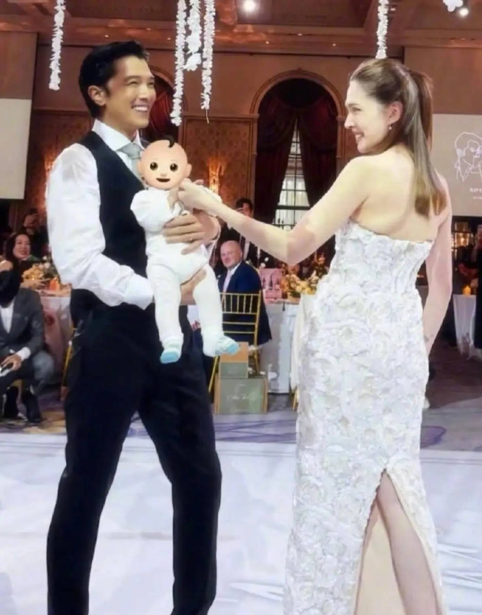 Cặp "trai hư - gái đẹp showbiz": Làm đám cưới hoành tráng, bất ngờ khoe quý tử 3 tháng tuổi - Ảnh 6.