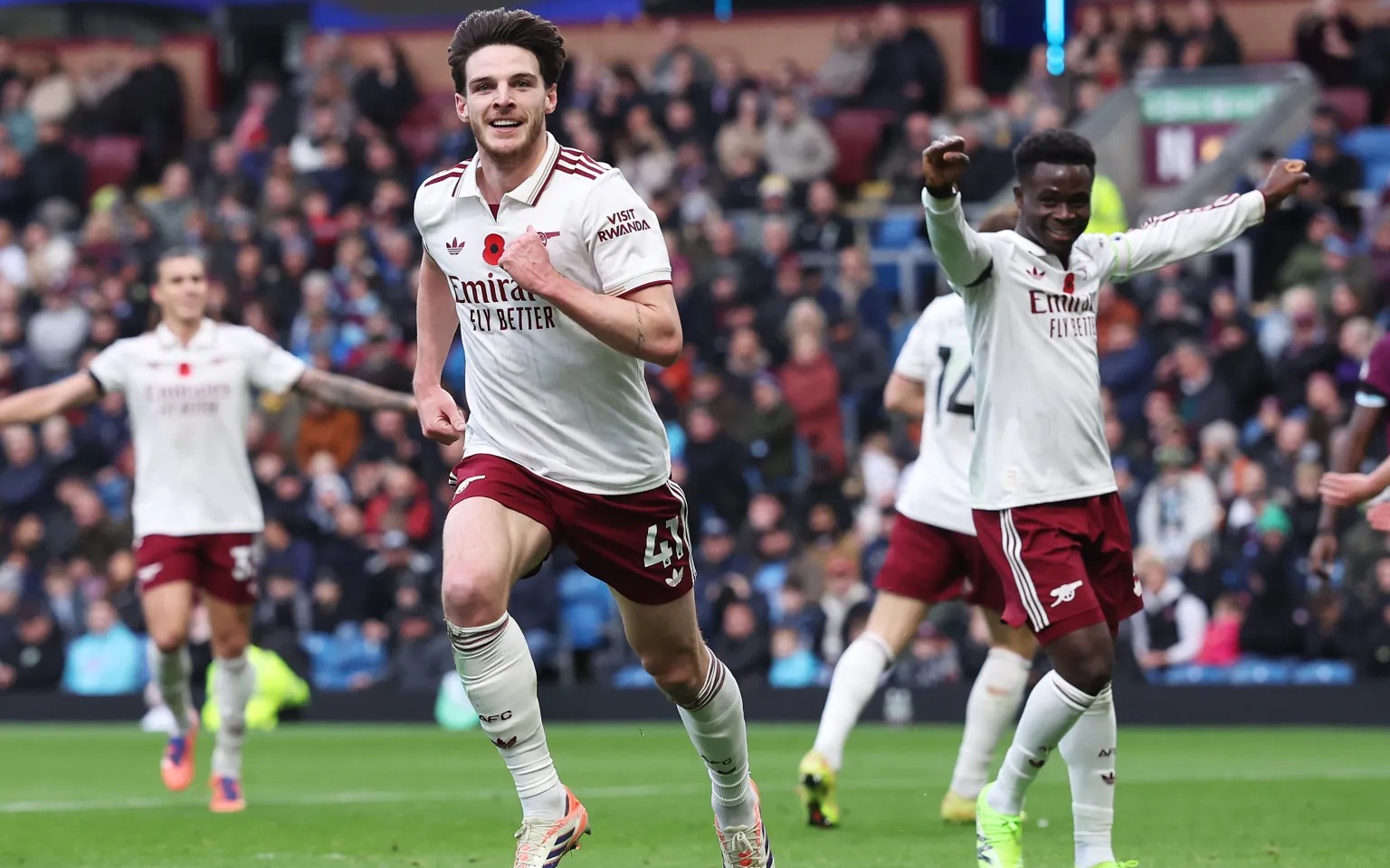 Tài năng trẻ của Arsenal viết nên cột mốc chưa từng có tại Champions League - Ảnh 2.