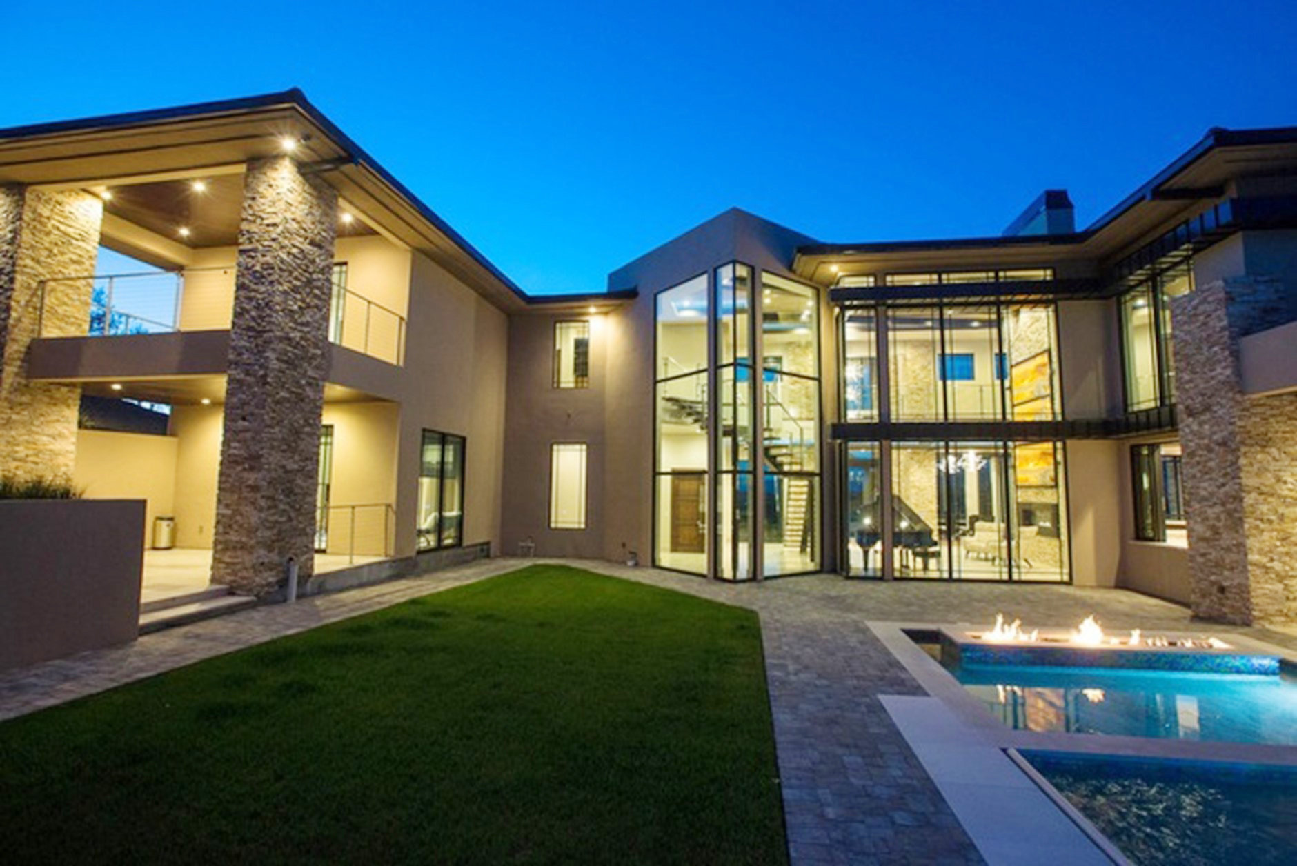 "Ông chú" U50 phong độ đỉnh cao, sở hữu bất động sản trải dài từ Việt Nam đến Mỹ - Ảnh 5.