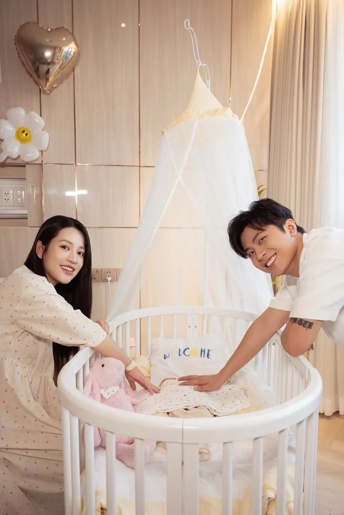 Khoảnh khắc hạnh phúc của Puka và Gin Tuấn Kiệt sau 2 năm cưới - Ảnh 3.