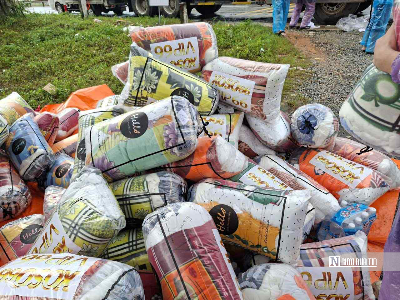 Lợi dụng hoạt động cứu trợ mưa lũ để quảng cáo cờ bạc trá hình bị xử lý ra sao?- Ảnh 1. Lợi dụng hoạt động cứu trợ mưa lũ để quảng cáo cờ bạc trá hình bị xử lý ra sao?- Ảnh 1.