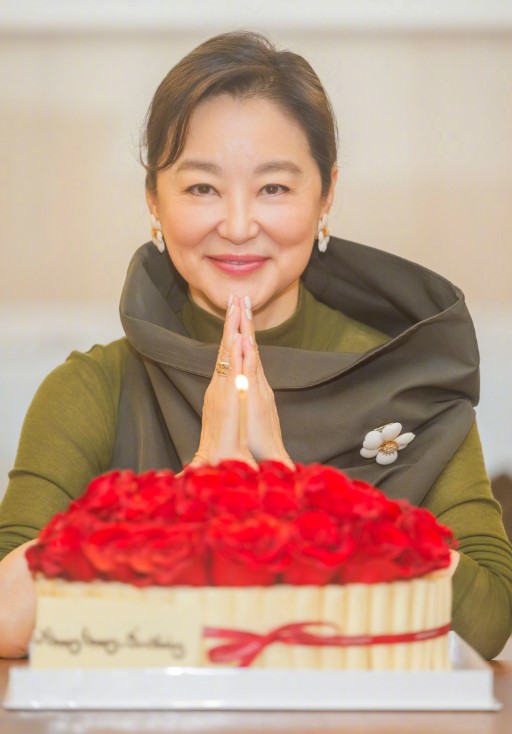 "Đông Phương Bất Bại" Lâm Thanh Hà gây choáng ngợp bởi cuộc sống xa hoa, giàu có bậc nhất Vbiz - Ảnh 4.