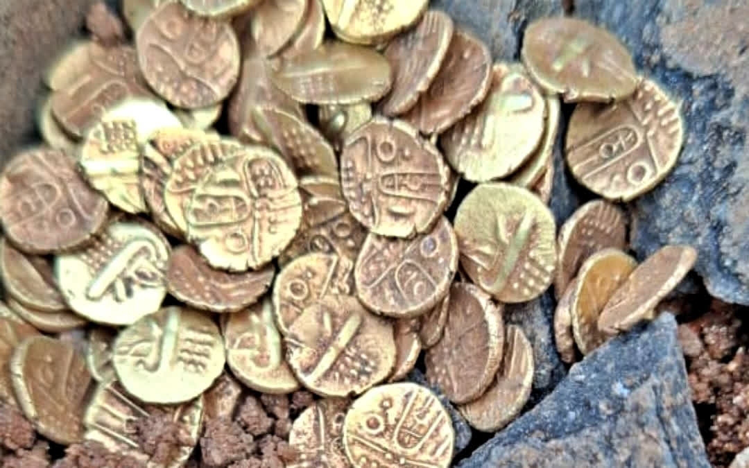 Số vàng trị giá 1,1 tỷ đồng bị bỏ quên trên xe buýt - Ảnh 2.