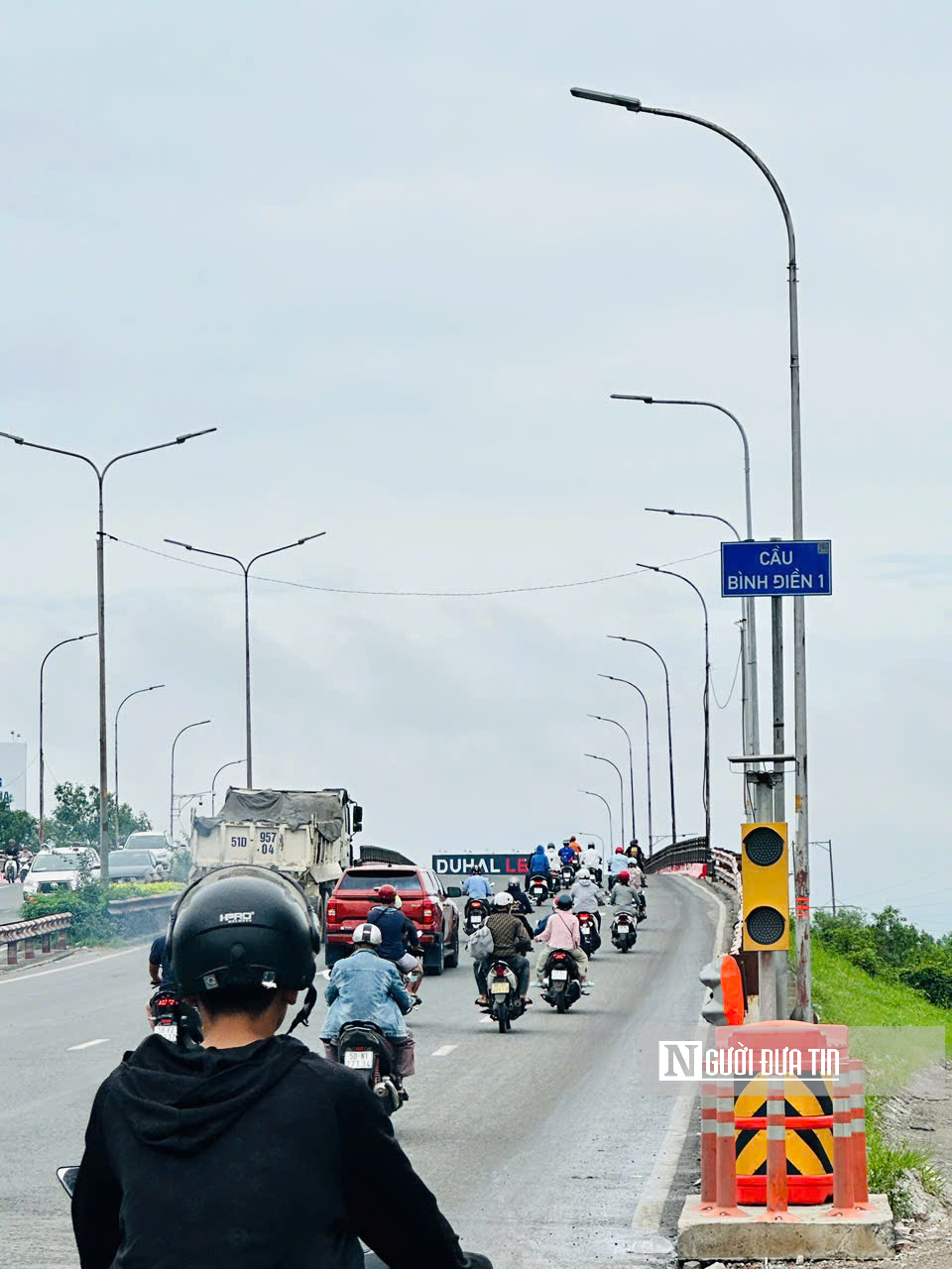 TP.HCM: Hiện trạng Quốc lộ 1A trước ngày khởi công, mở rộng - Ảnh 5.