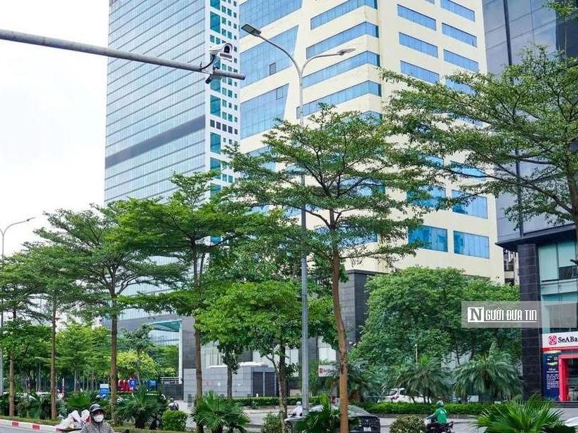 Hà Nội lắp hàng loạt camera AI, người dân "áp lực hơn nhưng cẩn thận hơn hẳn khi ra đường"- Ảnh 5. Hà Nội lắp hàng loạt camera AI, người dân "áp lực hơn nhưng cẩn thận hơn hẳn khi ra đường"- Ảnh 5.