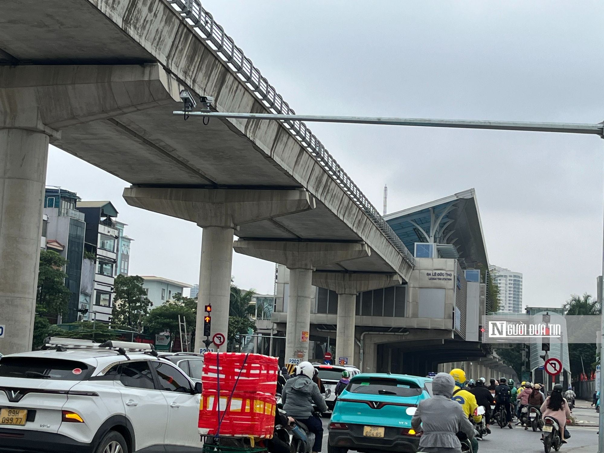 Hà Nội lắp hàng loạt camera AI, người dân "áp lực hơn nhưng cẩn thận hơn hẳn khi ra đường"- Ảnh 12. Hà Nội lắp hàng loạt camera AI, người dân "áp lực hơn nhưng cẩn thận hơn hẳn khi ra đường"- Ảnh 12.