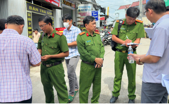 Nghi can sát hại 2 mẹ con ở Cà Mau đã tự sát trong nhà nghỉ - Ảnh 1.