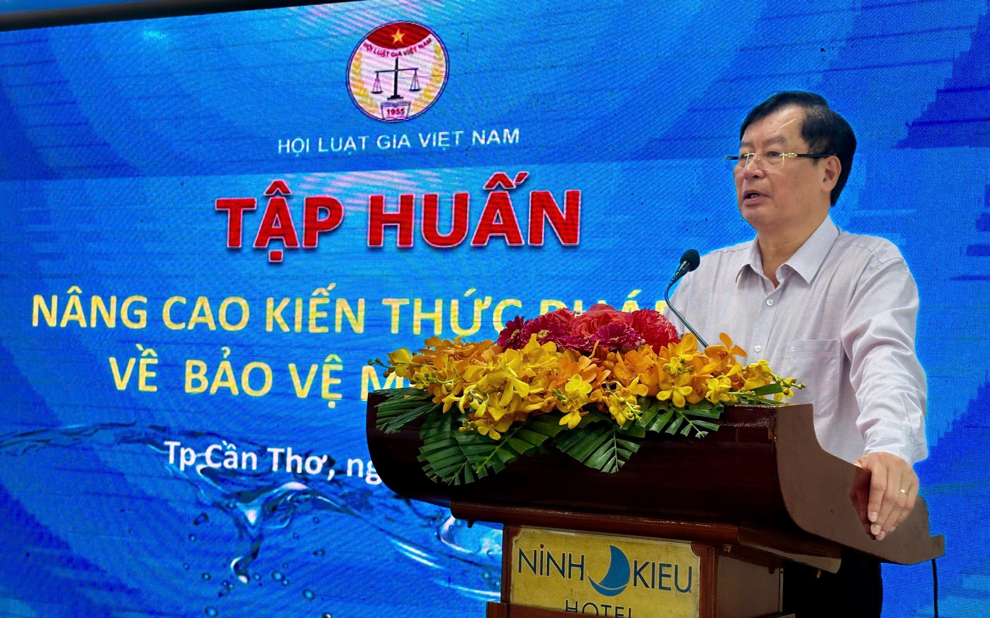 Đưa pháp luật đến gần hơn với người dân xã Sông Ray - Ảnh 6.