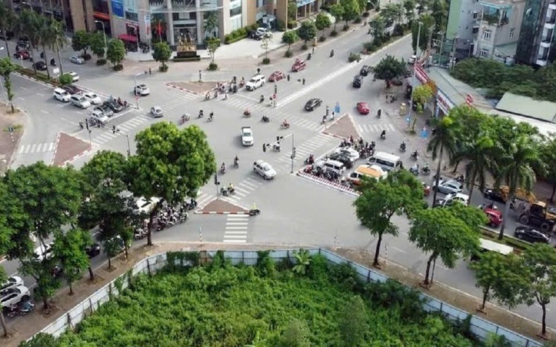 Hà Nội phê duyệt dự án đầu tư cải tạo một số tuyến đường để giảm ùn tắc- Ảnh 1. Hà Nội phê duyệt dự án đầu tư cải tạo một số tuyến đường để giảm ùn tắc- Ảnh 1.