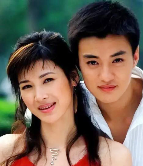 Nữ diễn viên bỏ bạn trai nghèo theo đại gia nghìn tỷ trả giá đắt, U50 liều mạng đóng phim trả nợ cho chồng - Ảnh 2.