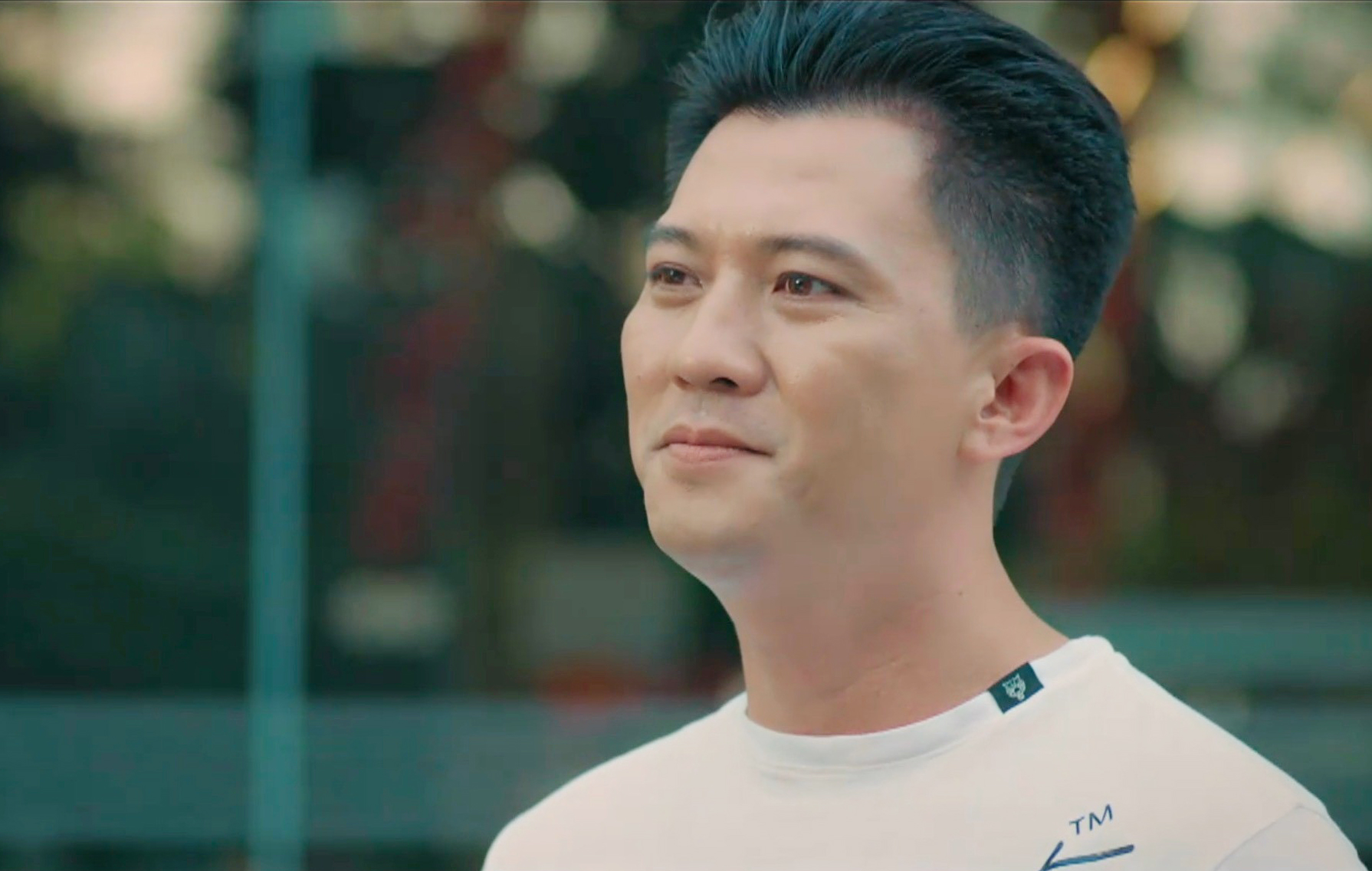 "Tổng tài mỏ hỗn" – Hà Việt Dũng trong Cách em 1 milimet - Ảnh 4.