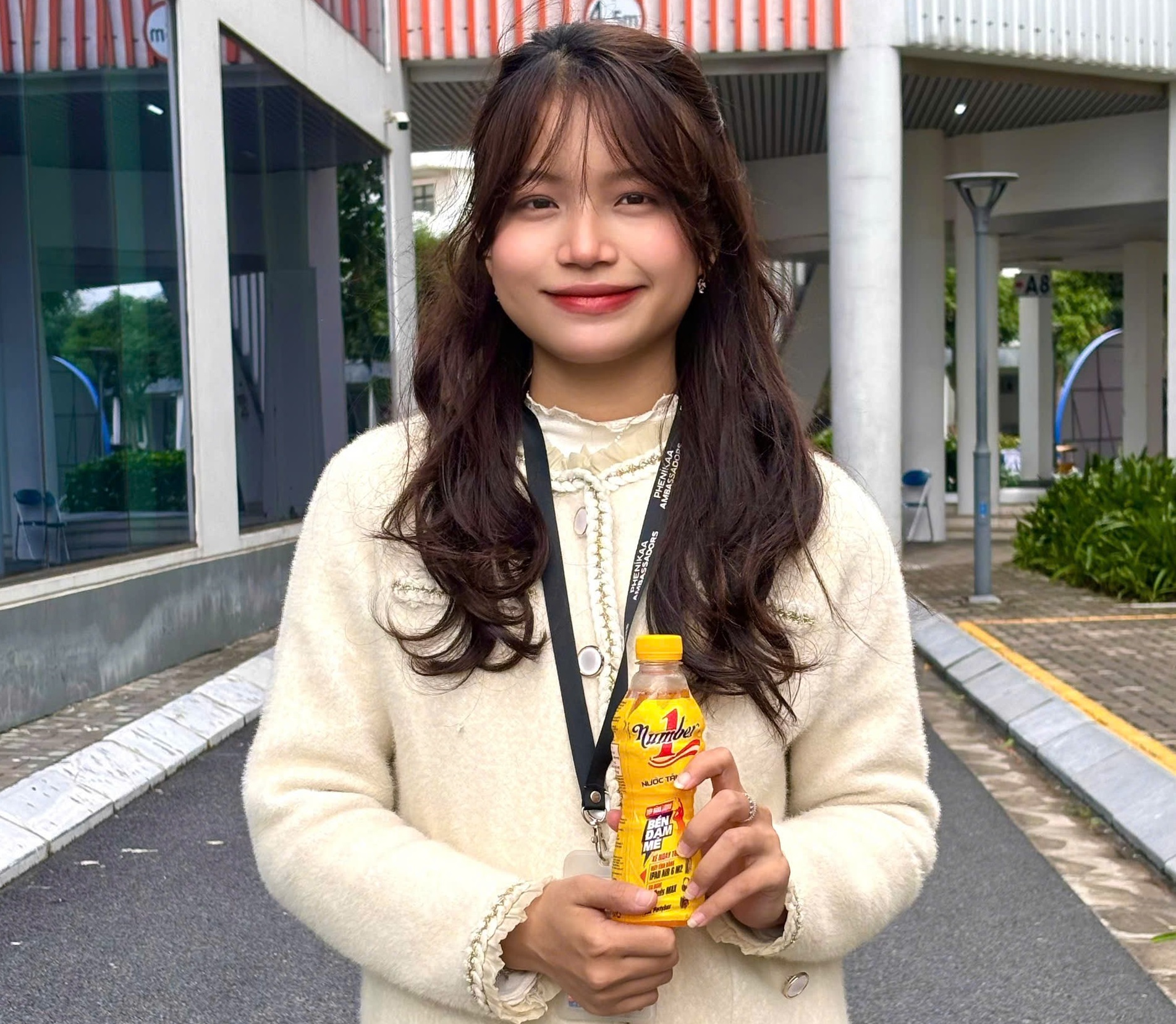 Từ thủ khoa khối D tới phòng thí nghiệm: Câu chuyện bền đam mê, dám ước mơ, dám chinh phục của nữ sinh Khoa học Công nghệ Việt Nam - Ảnh 6.