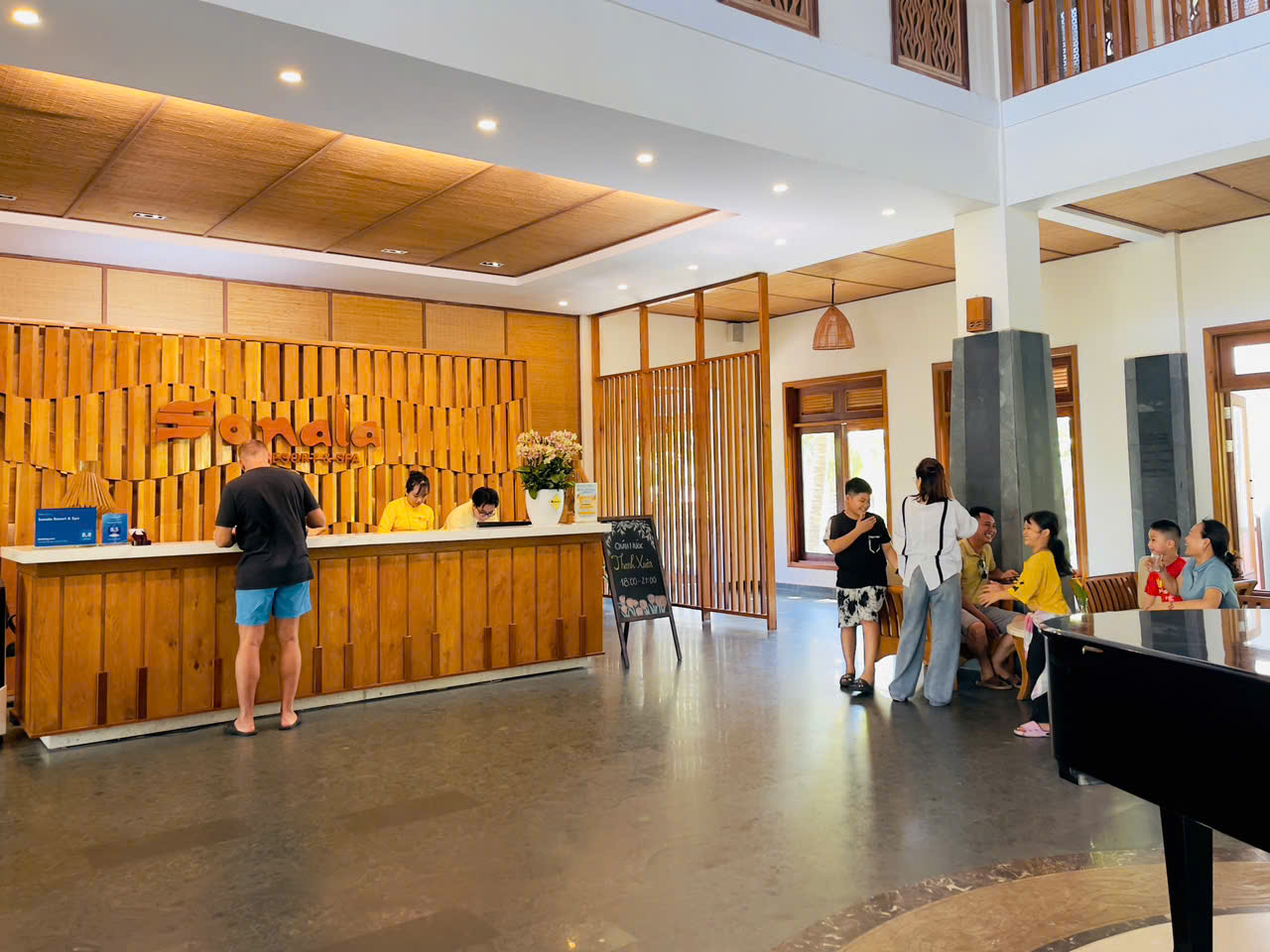 Bức tranh kinh tế Lâm Đồng: Duy trì đà tăng trưởng, mục tiêu năm 2025 trong tầm tay- Ảnh 4. Bức tranh kinh tế Lâm Đồng: Duy trì đà tăng trưởng, mục tiêu năm 2025 trong tầm tay- Ảnh 4.