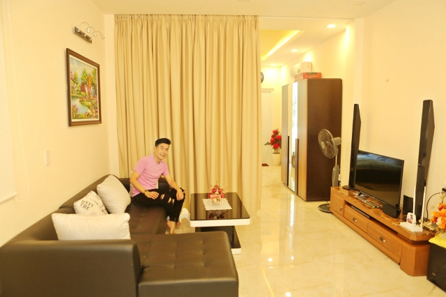 Nam ca sĩ nổi tiếng V-pop: Rời showbiz, cuộc sống kín tiếng và đam mê "lạ" ở tuổi U50- Ảnh 4.