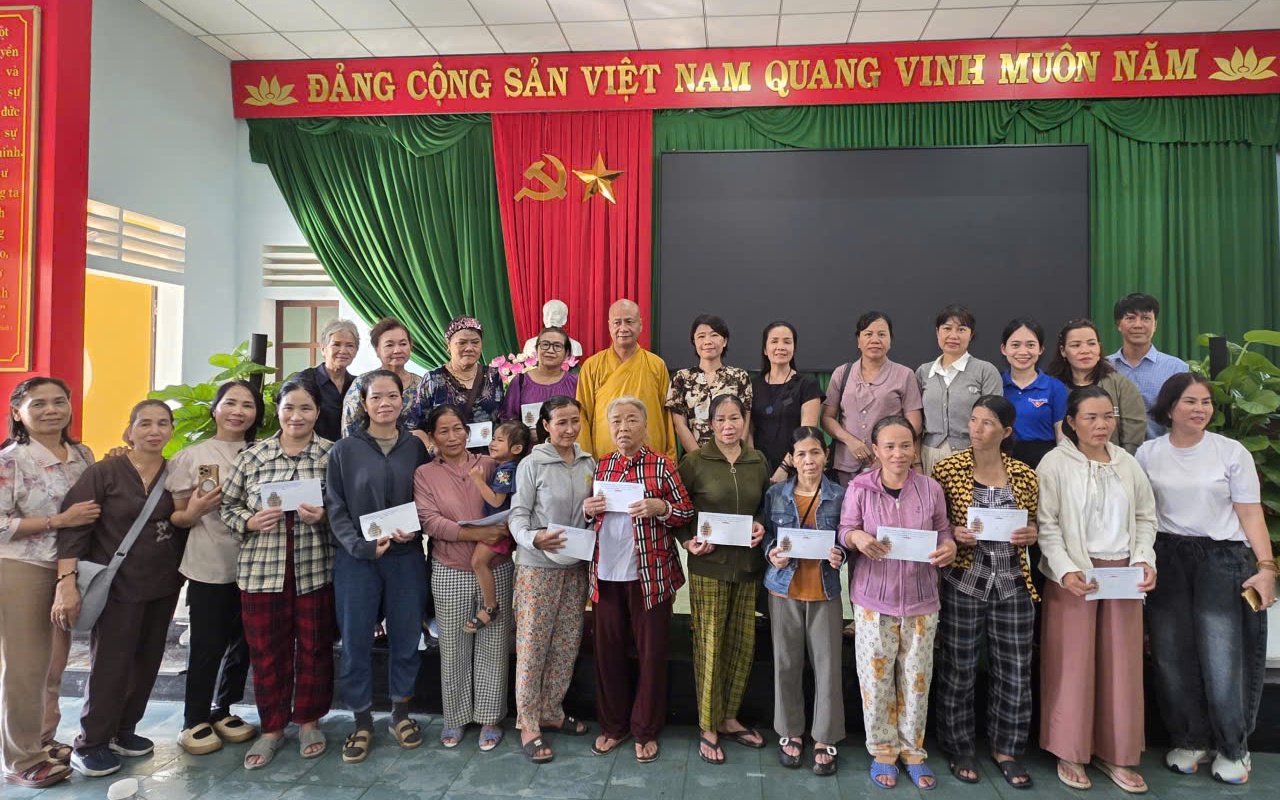 Cứu sống người đàn ông trôi trên biển 48 giờ sau khi cứu người tự tử - Ảnh 2.