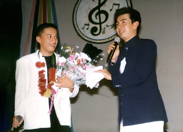 Nam ca sĩ nổi tiếng V-pop: Rời showbiz, cuộc sống kín tiếng và đam mê "lạ" ở tuổi U50- Ảnh 2.